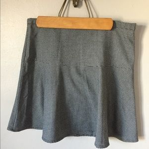 Old Navy Houndstooth skirt